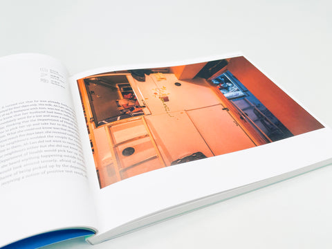 Humanity in COVID《疫情・逆情》